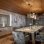 Enzian Hochsoelden Superior Отель 4*