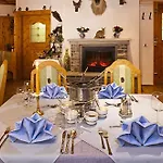 Отель Enzian Hochsoelden Superior 4*