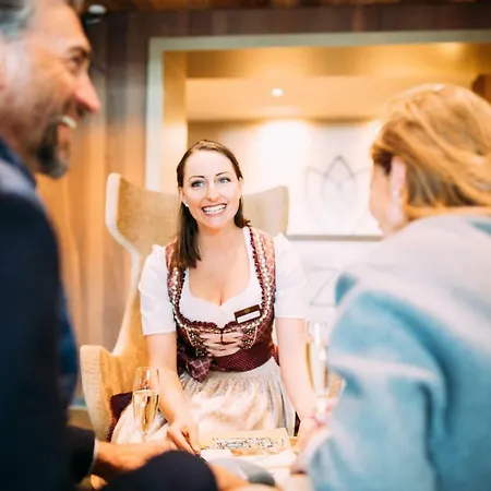 Enzian Hochsölden Superior Hotel Sölden