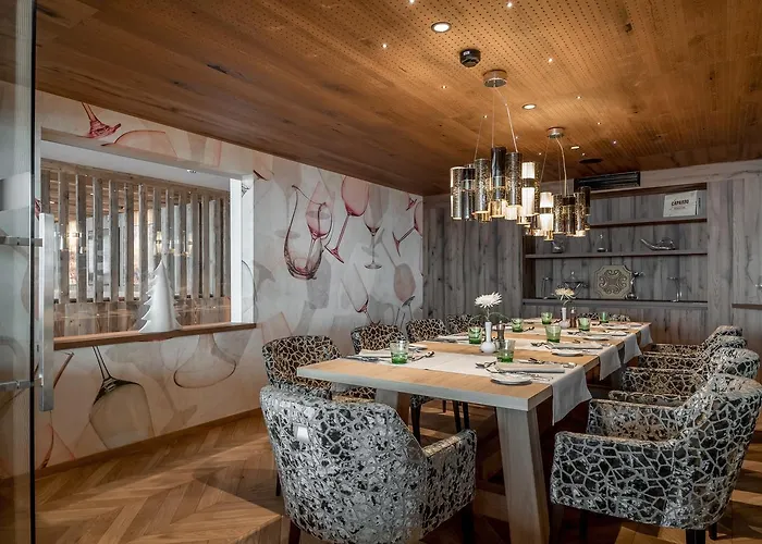 Enzian Hochsoelden Superior Отель 4*