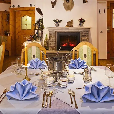 Hotel Enzian Hochsoelden Superior 4*