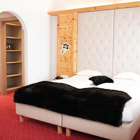 Hotel Enzian Hochsoelden Superior 4*